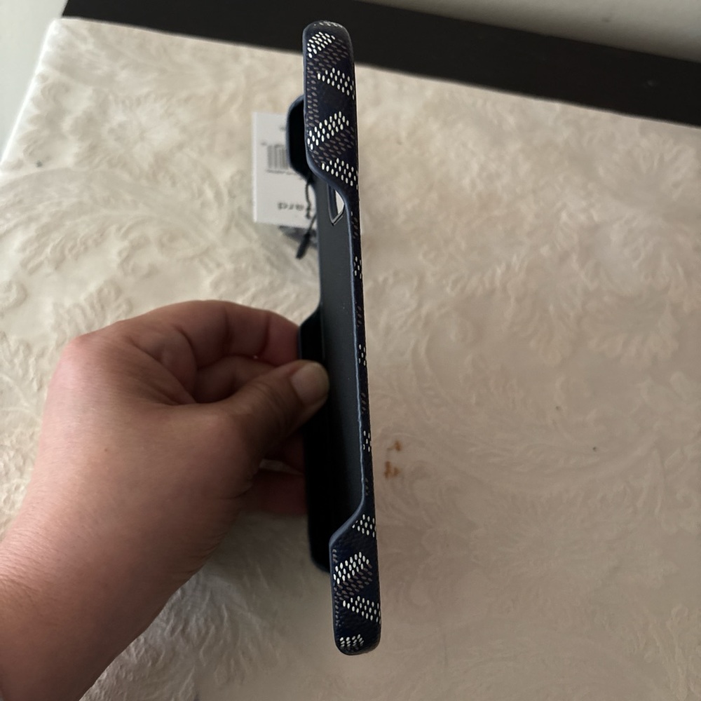 New Blue and White Phone Case - Picture 6 of 9